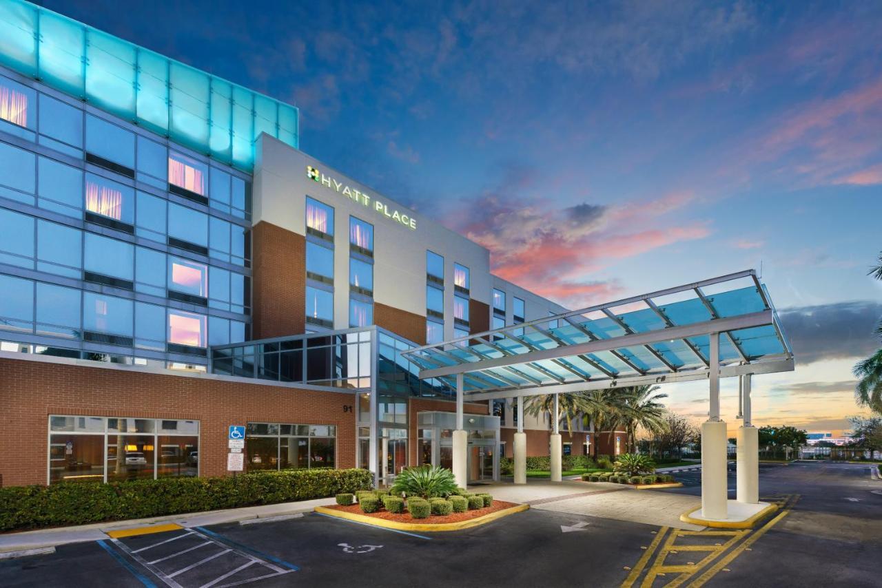 Hyatt Place Fort Lauderdale Airport/Cruise Port دانيا بيتش المظهر الخارجي الصورة
