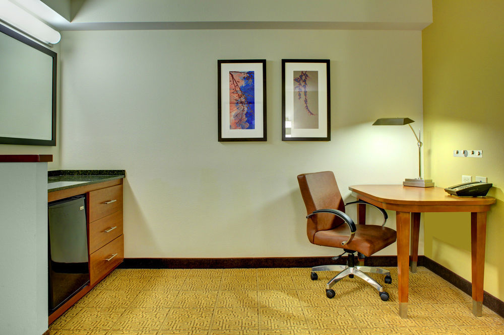 Hyatt Place Fort Lauderdale Airport/Cruise Port دانيا بيتش المظهر الخارجي الصورة