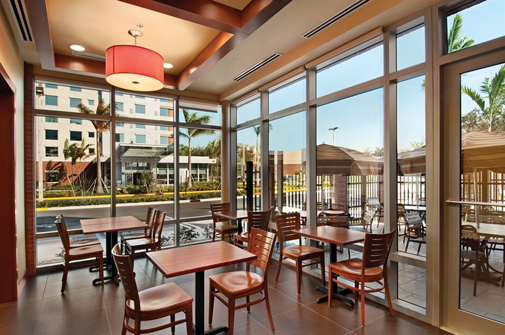 Hyatt Place Fort Lauderdale Airport/Cruise Port دانيا بيتش المظهر الخارجي الصورة